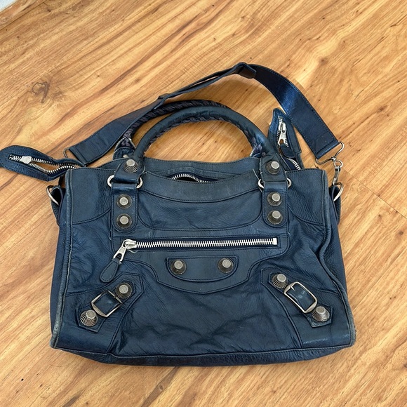 Vintage balencianga big city - Picture 1 of 14